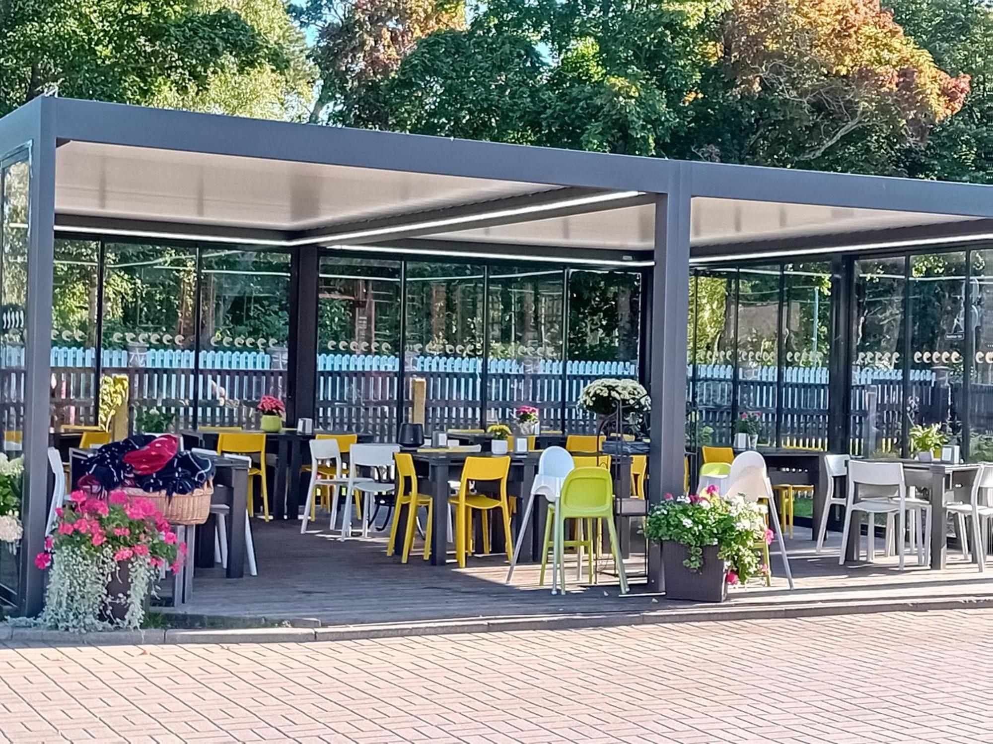 Juras Brize Hotel Ventspils Ngoại thất bức ảnh