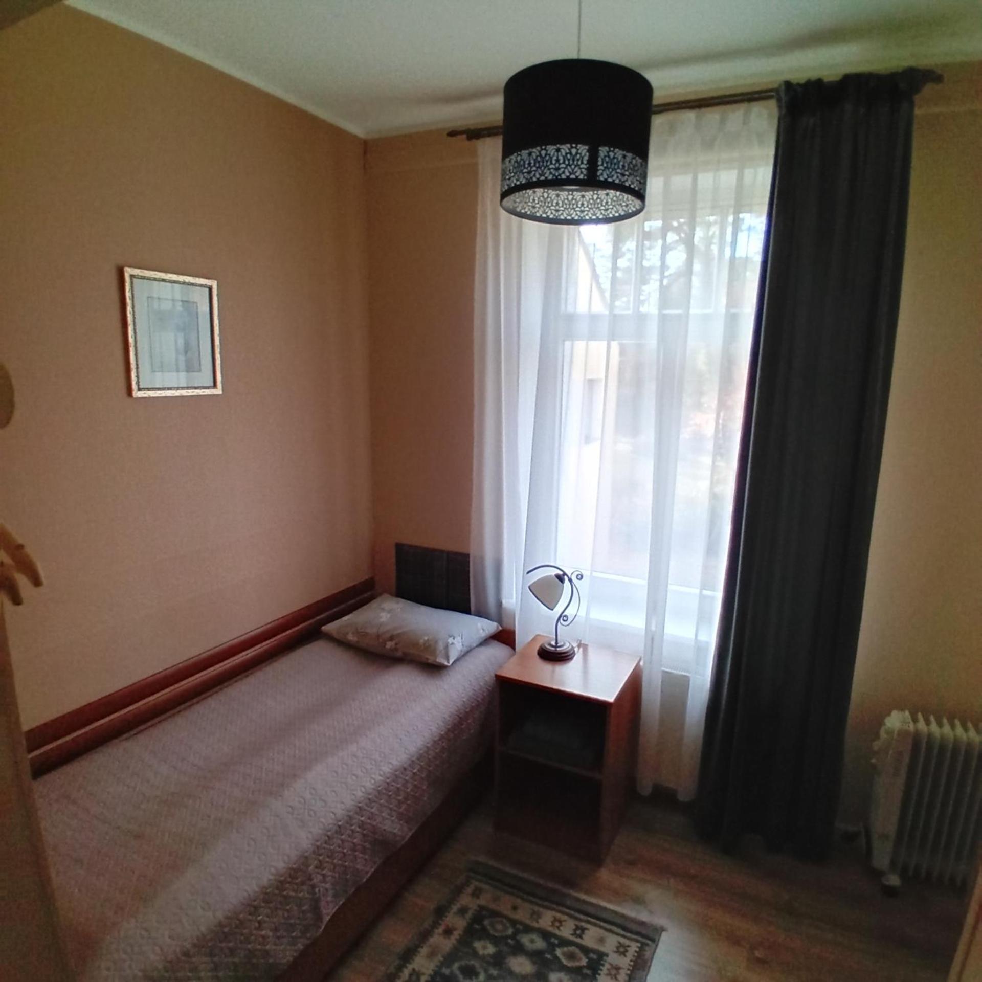 Juras Brize Hotel Ventspils Ngoại thất bức ảnh