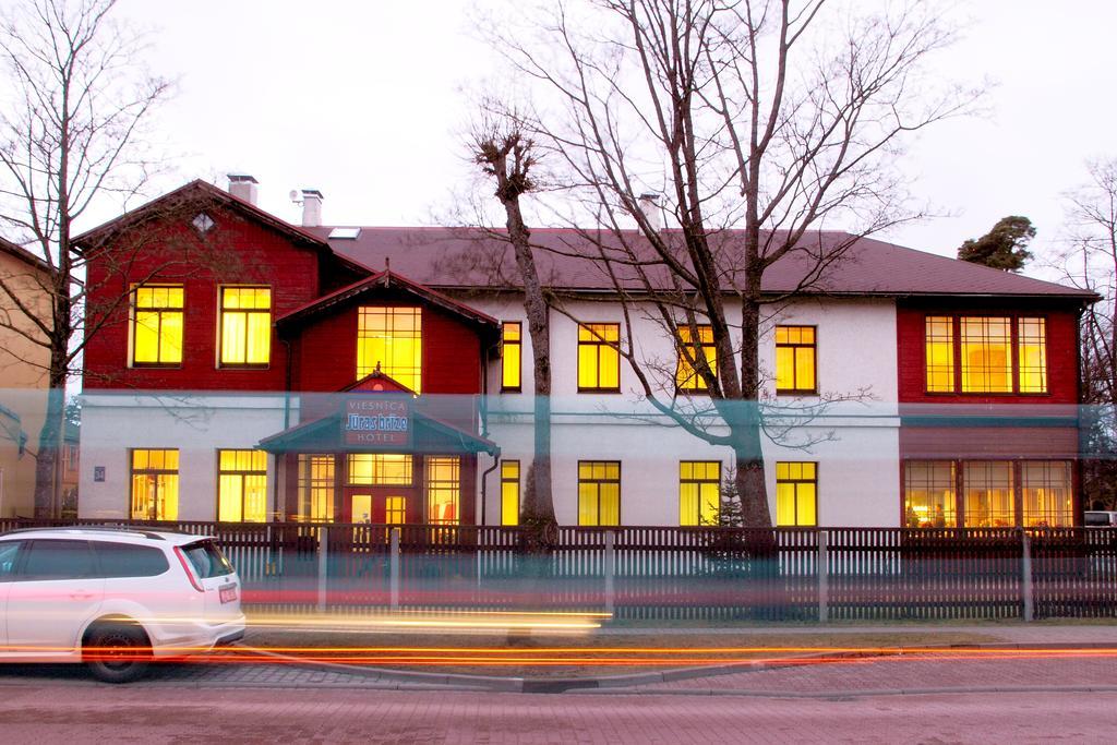 Juras Brize Hotel Ventspils Ngoại thất bức ảnh