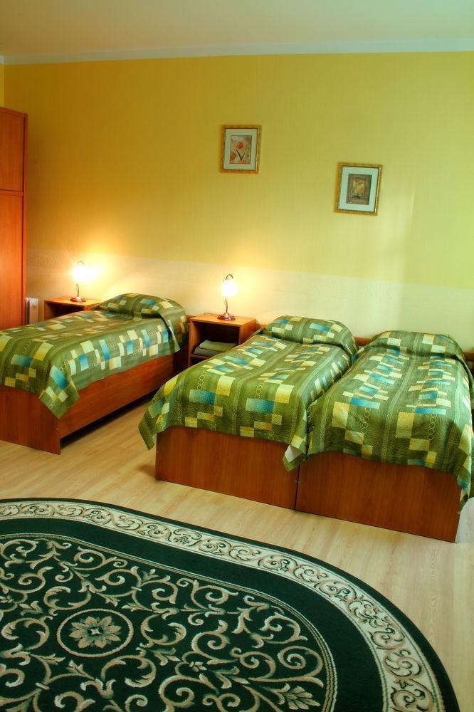 Juras Brize Hotel Ventspils Ngoại thất bức ảnh