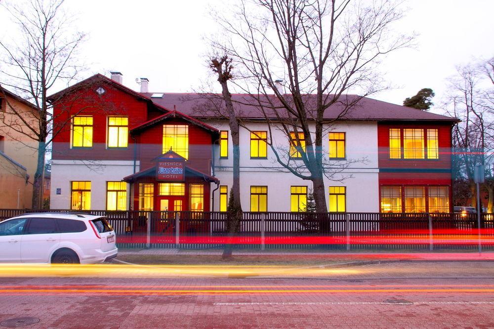 Juras Brize Hotel Ventspils Ngoại thất bức ảnh
